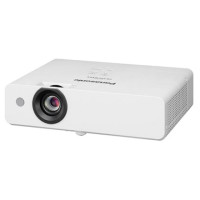 ราคา Panasonic XGA LCD Portable Projector 3300lm (PT-LB353) (036068)