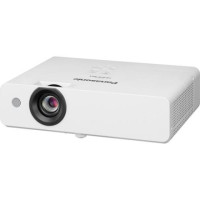 ราคา Panasonic XGA LCD Portable Projector 4100lm (PT-LB423) (036070)