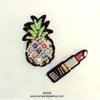 ราคา เซตเข็มกลัด เซตพินติดเสื้อ กระเป๋า หมวก ปักเลื่อม งานคุณภาพ 2 ชิ้น Pin Brooch collection set made with good quality BR336 (823)