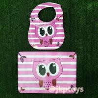 ราคา ผ้ากันเปื้อน + เสื่อรับประทานอาหาร ผ้ารองจาน เเผ่นรองจาน สำหรับทานอาหาร ผืนใหญ่ วัสดุ PVC หุ้มฟองน้ำ เซต 2 ชิ้น นกฮูก (1230)