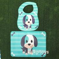 ราคา ผ้ากันเปื้อน + เสื่อรับประทานอาหาร ผ้ารองจาน เเผ่นรองจาน สำหรับทานอาหาร ผืนใหญ่ วัสดุ PVC หุ้มฟองน้ำ เซต 2 ชิ้น สุนัข (1231)