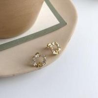 ราคา Flower Hoop Stud Earring E229 - 1 Pair - Gold - One Size (1077492548)