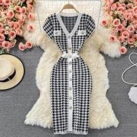 ราคา Short Sleeve Houndstooth Knit Dress Black - One Size (1105349574)