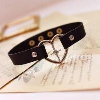ราคา Heart Cross Alloy Faux Leather Choker X203 - Black - One Size (1122670021)