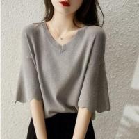 ราคา Flared-Sleeve V-Neck Plain Scallop Trim Knit Top Gray - One Size (1123558780)