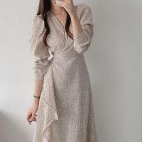ราคา Long-Sleeve V-Neck Floral Print Midi A-Line Wrap Dress (1127754043)