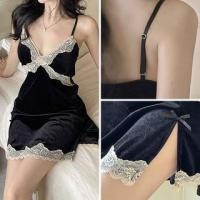 ราคา Spaghetti Strap V-Neck Lace Trim Slit Velvet Nightdress / Pajama Robe / Set (1127911582)