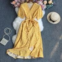 ราคา Puff-Sleeve V-Neck Floral Print Wrap Midi A-Line Dress (1128569294)