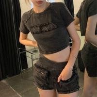 ราคา Short-Sleeve Round Neck Lettering Washed Crop Tee / High Waist Cargo Denim Shorts (1128668855)