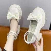 ราคา Block Heel Beaded Bow Accent Pumps (1128890174)