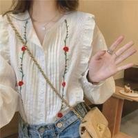 ราคา Long-Sleeve Crew Neck Floral Embroidered Pintuck Blouse White - One Size (1129082438)