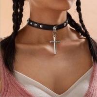 ราคา Cross Alloy Pendant Faux Leather Choker (1106028422)