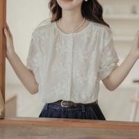 ราคา Elbow-Sleeve Round Neck Floral Embroidered Button-Up Blouse White - One Size (1129606968)