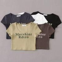 ราคา Short-Sleeve Scoop Neck Lettering Ribbed Crop T-Shirt (1123731553)