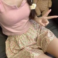 ราคา Pajama Set: Notch Neck Plain Padded Tank Top + Elastic Waist Floral Print Shorts (1129784889)