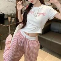 ราคา Short-Sleeve Round Neck Bow Applique T-Shirt / Drawstring Waist Plaid Wide Leg Pants (1129859197)
