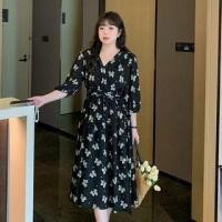 ราคา 3/4-Sleeve V-Neck Bow Print Midi A-Line Dress (1130117289)