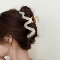 ราคา Acetate Hair Claw 1 Pc - Off-White - One Size (1130520601)