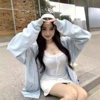 ราคา Long Sleeve Floral Print Loose-Fit Hooded Zip-Up Jacket / Lace-Trim Bow Accent Camisole Top / Pencil Skirt (1130529392)