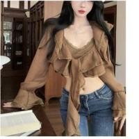 ราคา Set: Lace Trim Crop Camisole Top + Long-Sleeve Ruffle Crop Blouse (1130628548)
