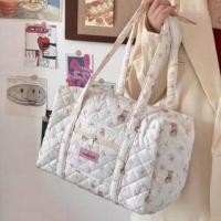 ราคา Rabbit Print Quilted Carryall Bag Off-White - One Size (1130737134)