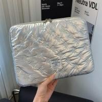 ราคา Bow Patterned Laptop Sleeve (1130778584)