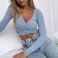 ราคา V-Neck Cutout Cropped T-Shirt (1107824444)