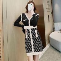 ราคา Long-Sleeve Plaid Mini Knit Sheath Dress (1105239517)