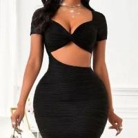 ราคา Short-Sleeve Cutout Plain Bodycon Dress (1128902770)
