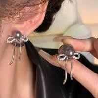 ราคา Bow Rhinestone Faux Pearl Alloy Ear Jacket A1593 - 1 Pair - Silver & Gray - One Size (1130941853)