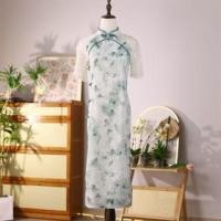 ราคา Elbow-Sleeve Band Collar Floral Panel Slit Midi Qipao (1128095396)