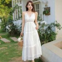 ราคา Spaghetti Strap V-Neck Plain Panel Lace Maxi A-Line Dress (1125123565)