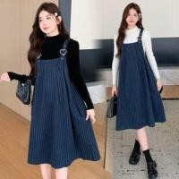 ราคา Maternity Long Sleeve Mock Neck Plain T-Shirt / Striped Midi Jumper Dress / Set (1130986336)