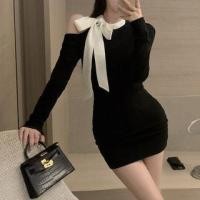 ราคา Long-Sleeve Color Block Bow Accent Off-Shoulder Sheath Knit Mini Dress (1124584764)