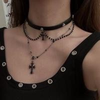 ราคา Faux Leather Cross Choker Black & Dark Silver - One Size (1131166880)