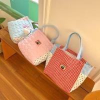 ราคา Dotted Panel Light Tote Bag (1131346458)