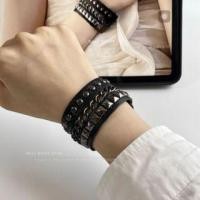 ราคา Studded Chain Accent Faux Leather Bracelet Black - One Size (1131446075)