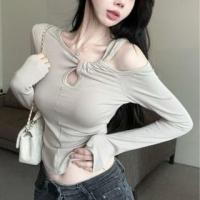 ราคา Long-Sleeve Cutout Asymmetrical Plain Crop Top (1131490282)