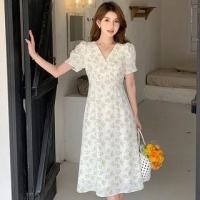 ราคา Short-Sleeve V-Neck Floral Print Midi A-Line Wrap Dress (1129558671)