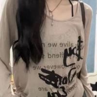 ราคา Long-Sleeve Scoop Neck Lettering T-Shirt (1131587456)