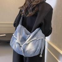 ราคา Washed Fringed Trim Denim Crossbody Bag (1131588902)