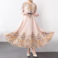 ราคา 3/4-Sleeve Crew Neck Floral Print Pleated Maxi A-Line Dress (1131680220)