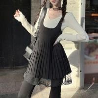 ราคา Long Sleeve V-Neck Plain Ribbed Knit Top / Scoop Neck Plain Accordion Pleated Panel Lace Mini A-Line Pinafore Dress (1131746562)