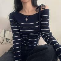ราคา Long Sleeve Cold-Shoulder Tie-Strap Striped Slim-Fit Crop Knit Top (1131903277)