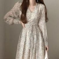 ราคา Long Sleeve V-Neck Floral Print Tie-Waist Midi A-Line Wrap Dress (1131937091)