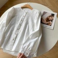 ราคา Long-Sleeve Round Neck Embroidered Lace Trim Blouse White - One Size (1131995142)
