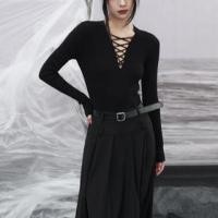 ราคา Long-Sleeve V-Neck Plain Cross Strap Ribbed Knit Top Black - One Size (1132008206)