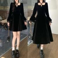 ราคา Bell Sleeve Square Neck Plain Tie-Up Panel Lace Velvet A-Line Dress (Various Designs) (1132021728)