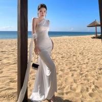 ราคา One-Shoulder Plain Shirred Maxi Bodycon Dress (1132037957)