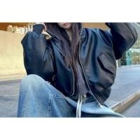 ราคา Plain Zip Hoodie / Plain Faux Leather Zip Baseball Jacket (1132091030)